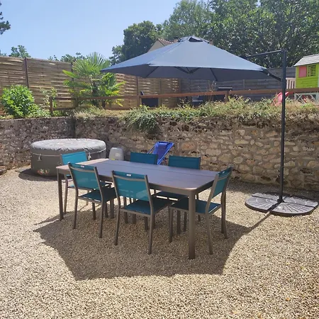 Maison Authentique Du Vexin Hébergement de vacances *